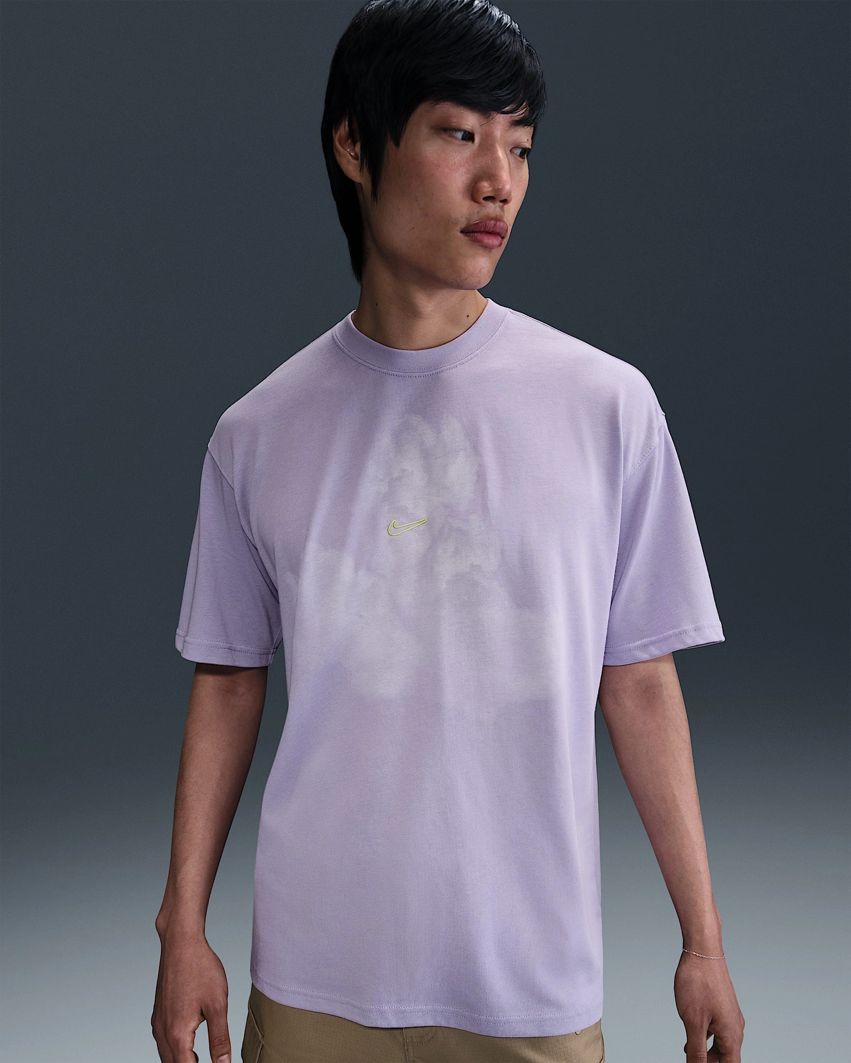 Nike's Max90 Tee: Unleash Your Style. A Classic Reborn. Sportswear's Finest. Get Yours Now.